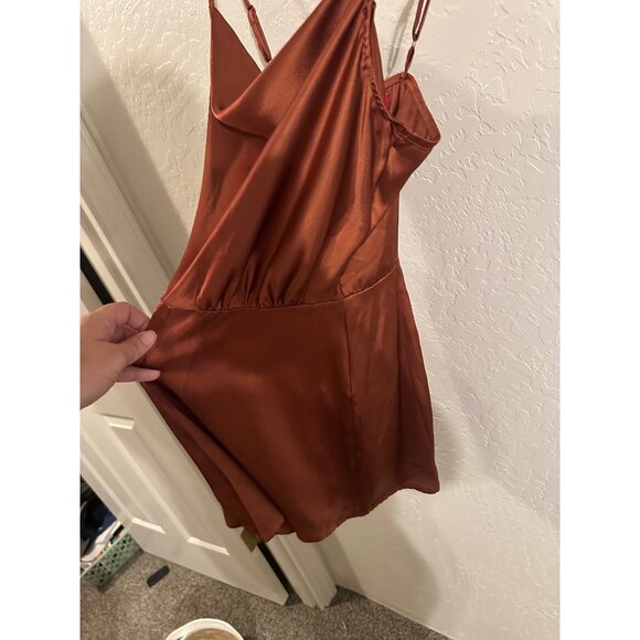 Guess Cowl Neck Shiny Satin Sexy Shorts  Romper - Picture 7 of 9